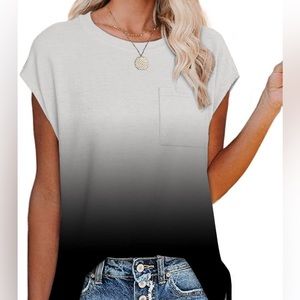 Cap sleeves,loose fit, short side slits make this t-shirt look very fashionable.